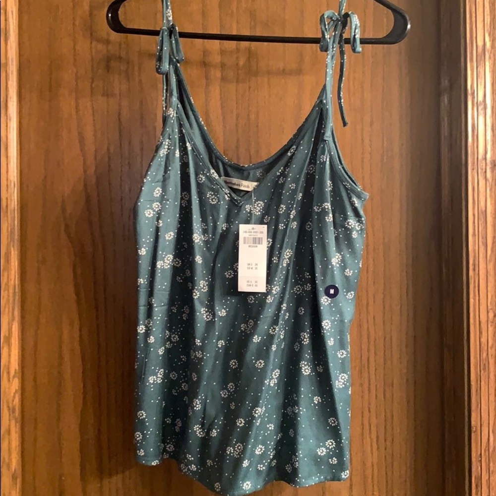 Abercrombie floral green tank top. Size M